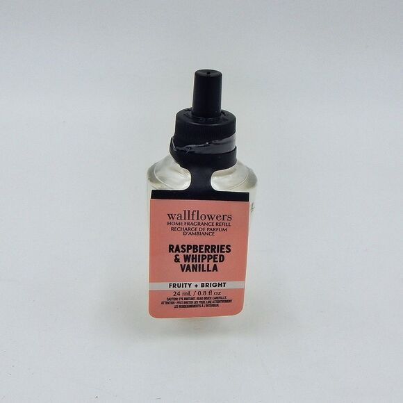 Bath Body Works Raspberries & Whipped Vanilla Wallflowers Refill Fruity & Bright - Picture 1 of 3